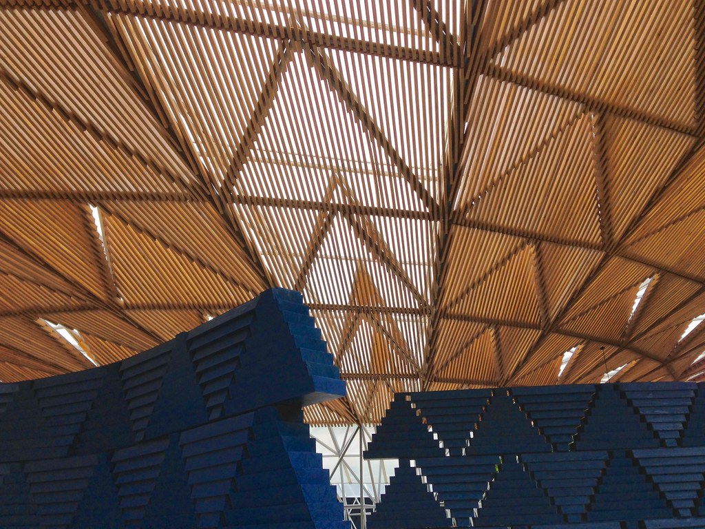 Francis Kéré's Serpentine Pavilion, 2017, view from below looking at ceiling/roof.